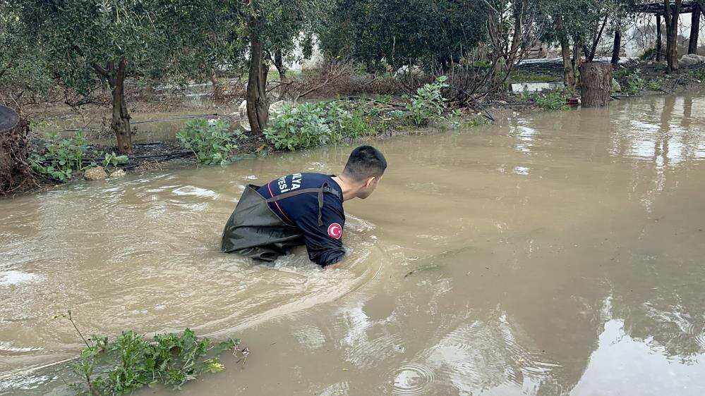 Su tahliye kanalına düşen 3 yaşındaki Berra Berhu hayatını kaybetti 3